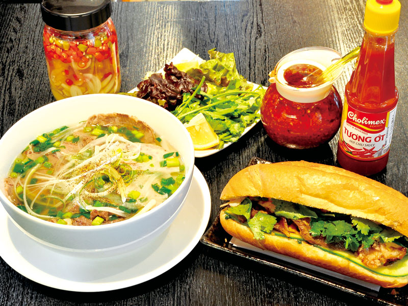 ベトナム人シェフが腕を振るう本格ベトナム料理店