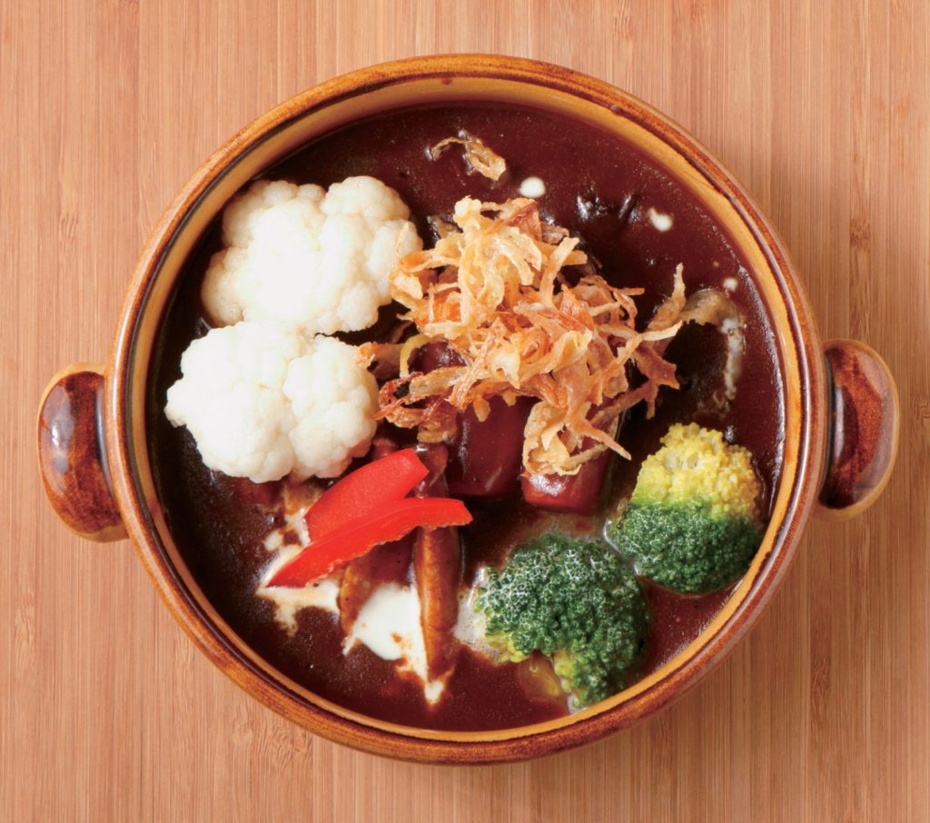 『ビストロ　いしはら』仔牛のタンと野菜のコクと旨味が詰まった絶品シチューで心まで温まるディナータイムを