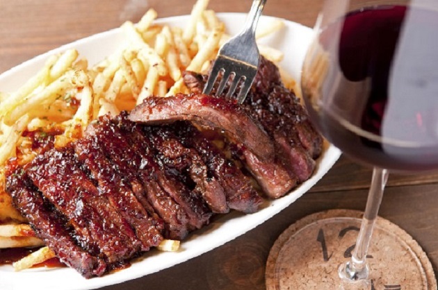 街中の止まり木のような場所