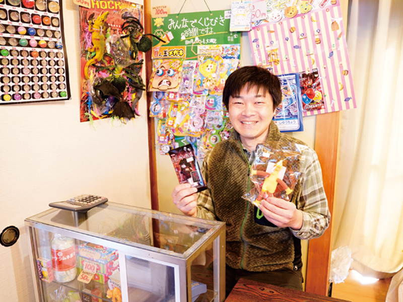 『だがしや じゅんぱち』いつまでも記憶に残るレトロな駄菓子屋【香川県丸亀市垂水町】