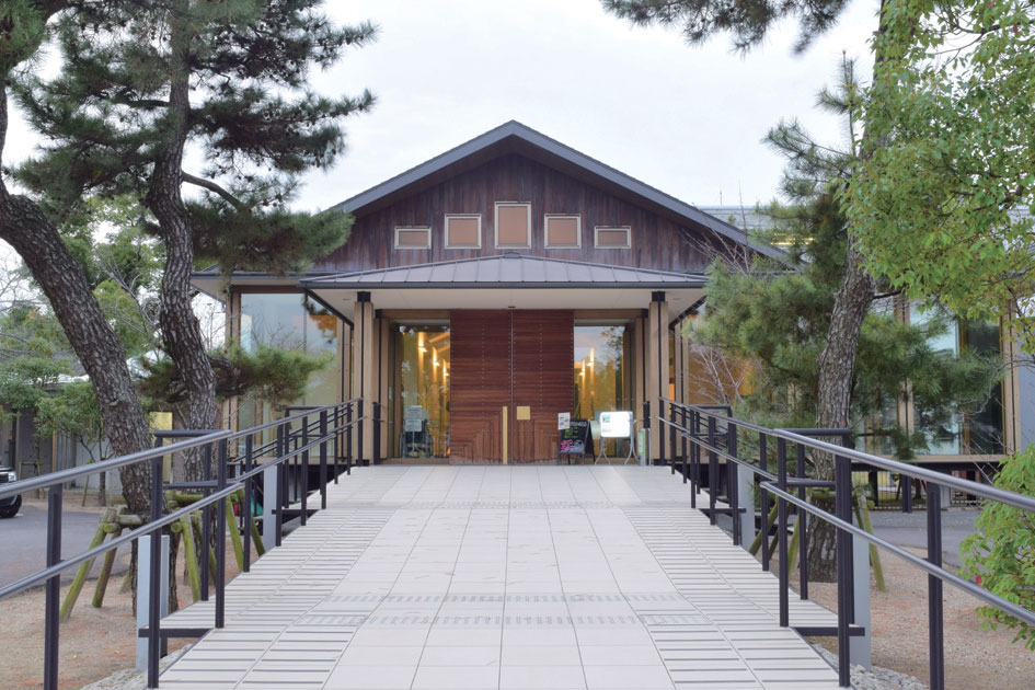 『偕行社かふぇ』四季折々の景色を眺めながらいただく極上の日替わりパスタランチ