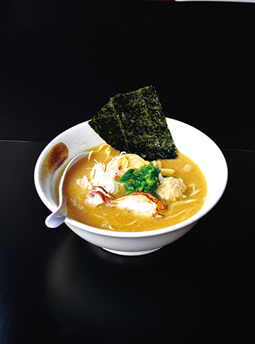 『麺屋 かみ本　メンヤ カミモト』高松街中の人気ラーメン店「かみ本」が移転オープン！