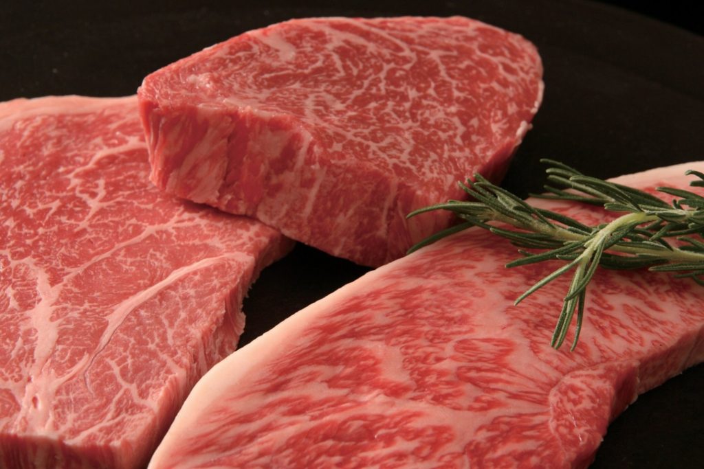 『ＫＯＢＥ　ＢＥＥＦ　香音』穏やかな時が流れる空間で極上の神戸牛をじっくり味わう贅沢