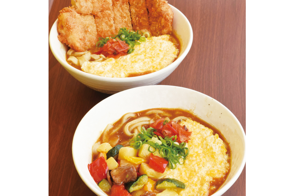 『たまごカレーうどん カレタマ』特製いりこ練込み麺を使った究極のカレーうどん専門店