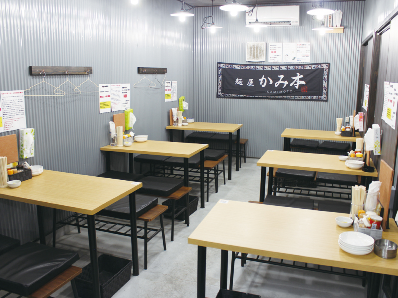 『黒カレーラーメン』「たも屋」のカレーと「かみ本」のラーメンが強力タッグ！