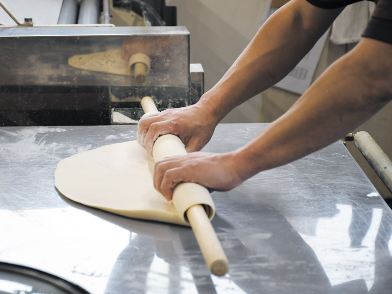 『讃岐うどん こばや 』多加水のモチモチ麺が特徴。父母ヶ浜から歩いて行けるうどん屋【香川県三豊市仁尾町】