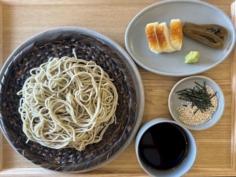 『ココイキアート研究所』JR高松駅前にそばとアートが融合した新スポットが誕生！【香川県高松市寿町】