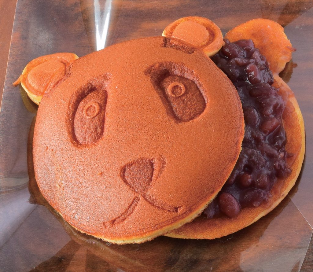 『髙月堂２２１』１つひとつ表情が異なるパンダどら焼き♪ひと口食べるとホッと和む優しい味