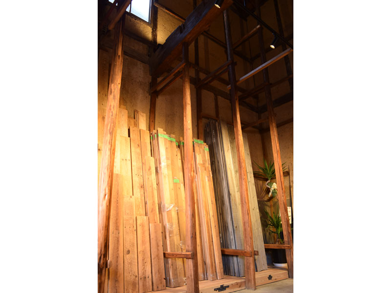 DIYが好きな方必見！見て･触れて選べる古材Shopが誕生