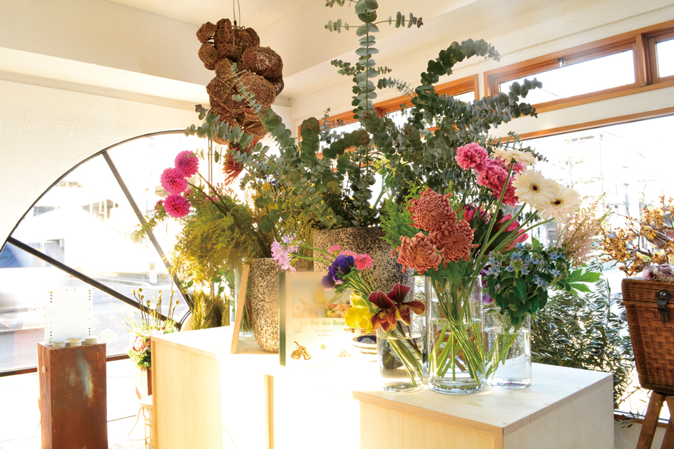 『茎』”見たことない”をカタチにするフラワーショップ