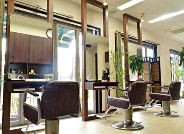 透明感のあるカラーに定評のある『kuu』が移転OPEN！