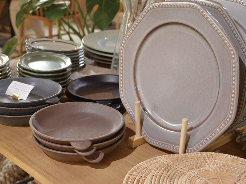 人気カフェが鶴市町に移転OPEN！コーヒーやおしゃれな空間を味わって