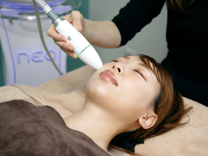 香川初導入の最新ハイフで気になる箇所にアプローチ！