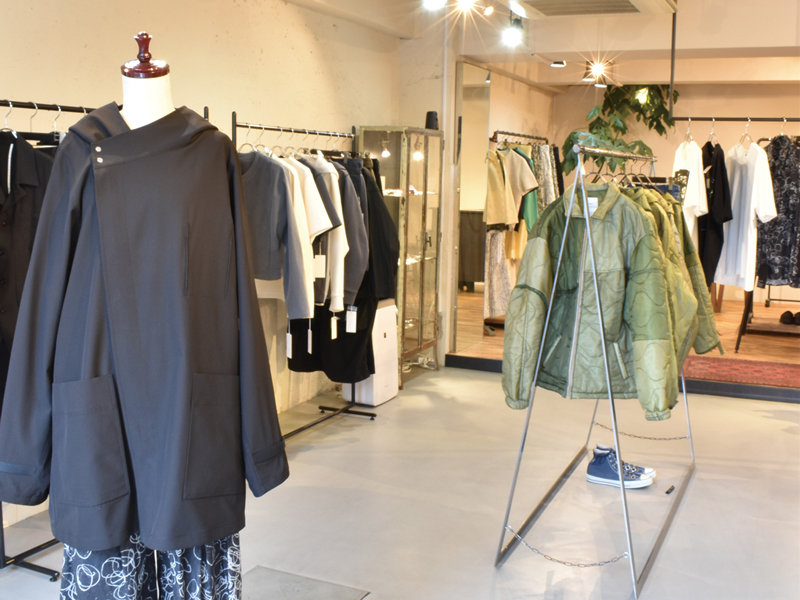 様々なシーンでファッションが楽しめる人気セレクトShopが合併しリニューアル!