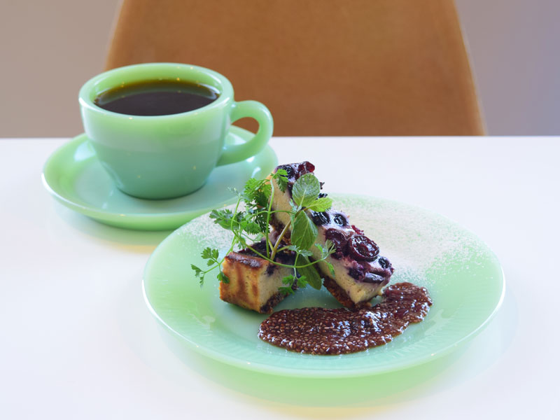 おしゃれに楽しく健康と環境に考慮したヴィーガン＆ベジタリアン専門店へ