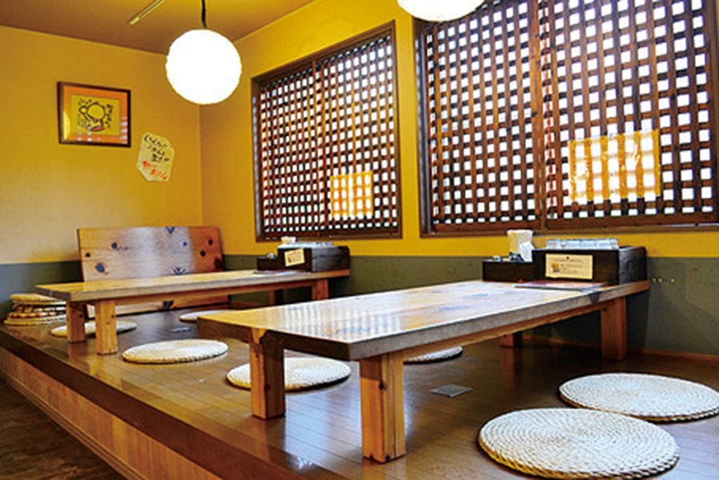 『麺処 まはろ』もちもち麺とサクサクかき揚げ。最高のコラボレーションがここに！