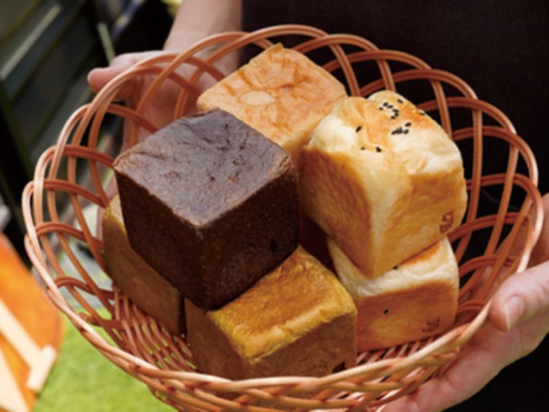 選ぶのも楽しいふわモチ食感の日替わりパン