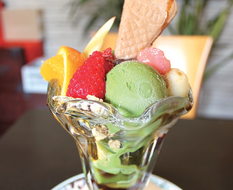 『カフェ 鞠屋』和テイスト好きにはたまらない！上品な甘さが魅力の大人パフェ