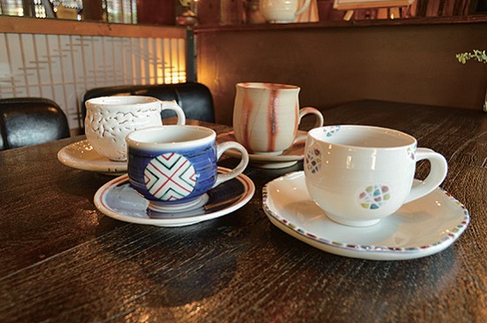 『珈琲屋　松尾』昭和の雰囲気漂うレトロモダンな空間。美味しいコーヒーと贅沢な時間を