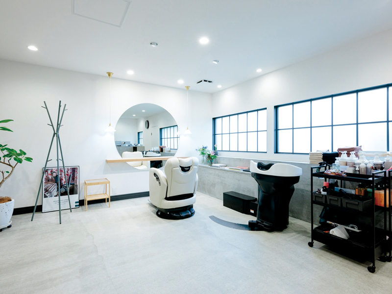 美容室とスタジオが一緒になったお店が花園町にOPEN