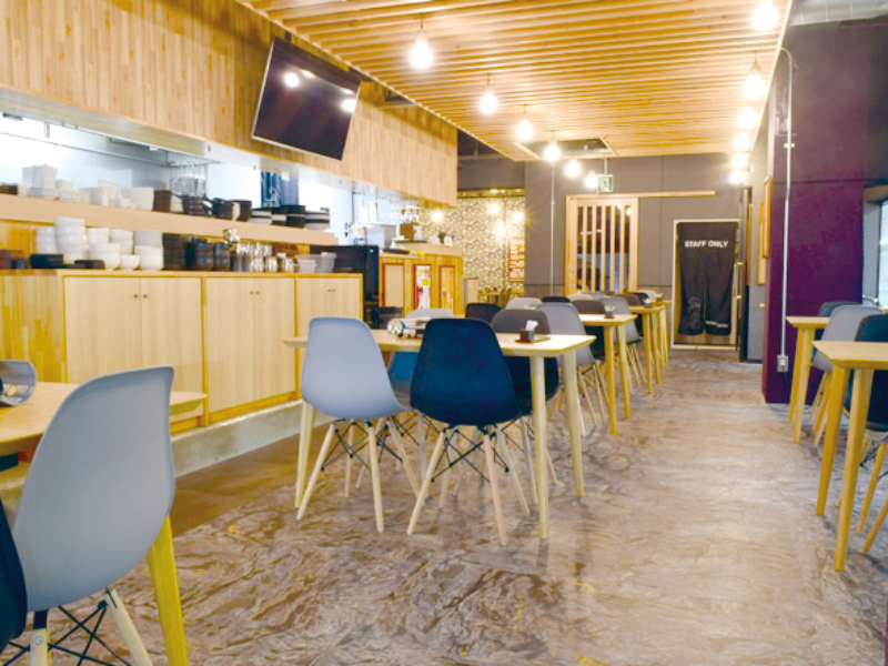 宴会にもぴったりの鍋料理専門店