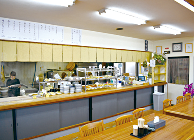 『さぬきうどん むぎ　サヌキウドン ムギ』やみつきになるオリジナルブレンドの“ダシ”