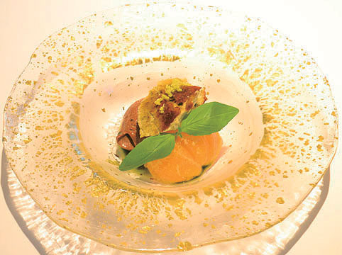 『ながぐつ』とっておきディナーにもぴったり♪今が旬のセコガニが美味な贅沢パスタ