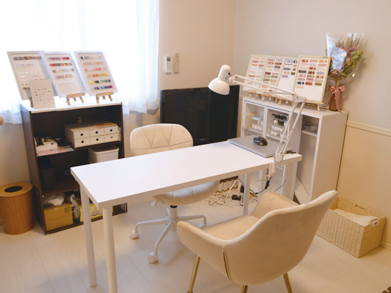 完全個室で大人可愛い指先を叶える