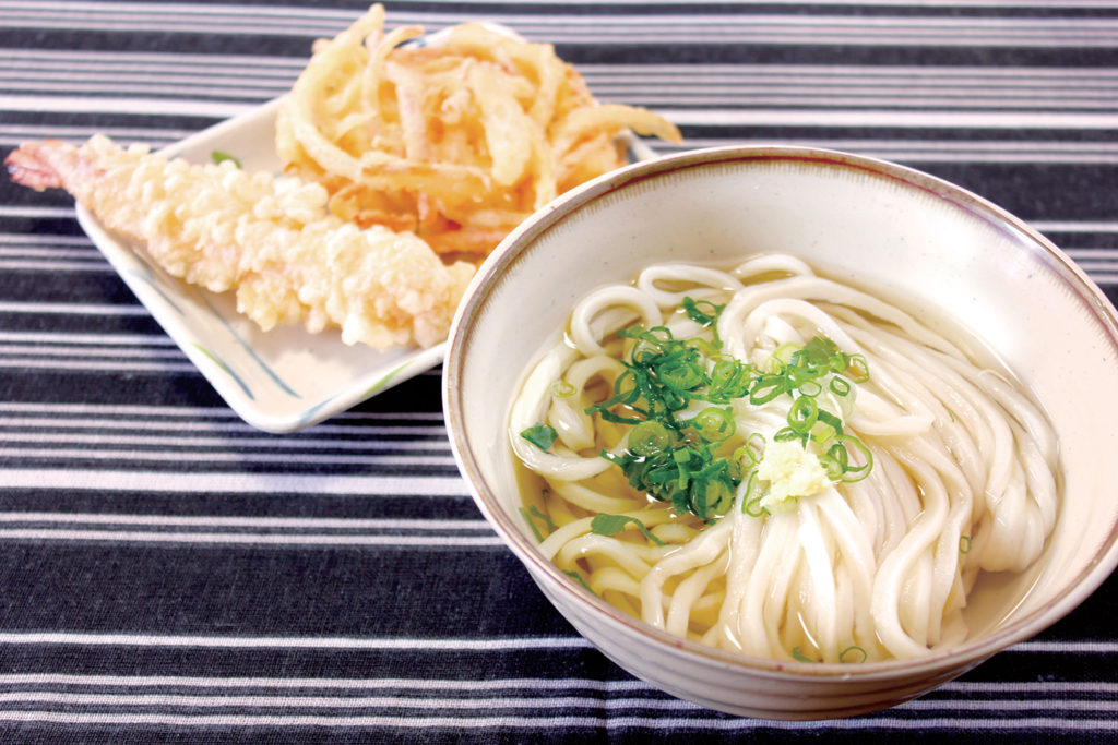 弾力のあるモッチリ細麺は名店の技を受け継いだ絶品うどん