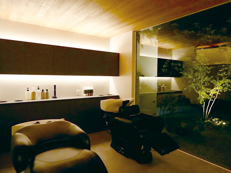 『hair design 七髪　ヘアーデザイン ナナカミ』山の静寂に包まれた贅沢な癒しの空間【香川県三豊市高瀬町】