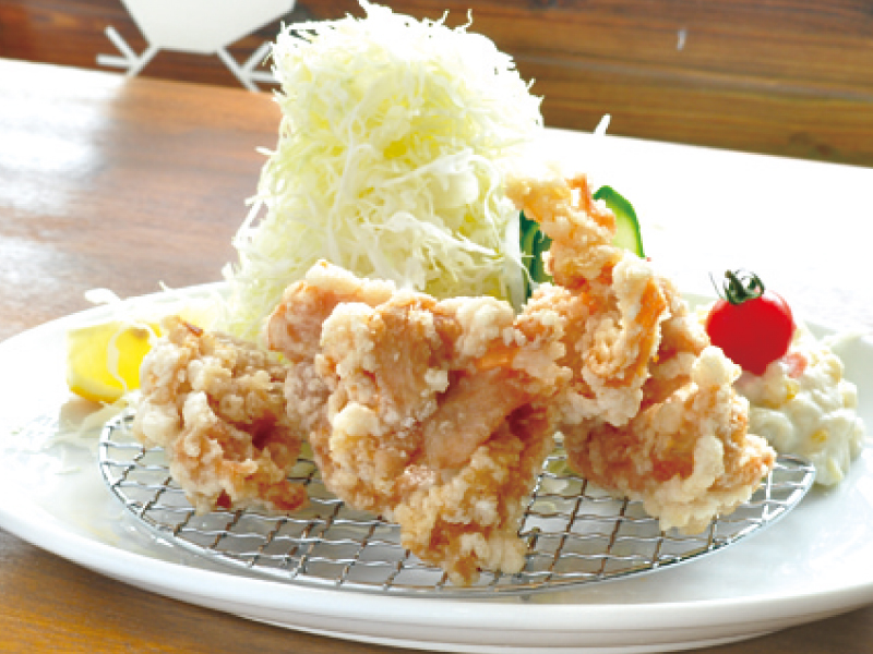 「チュリトス」や約３０種のかき氷も大人気！『からあげ食堂 & PINKEY’S MOMO　カラアゲショクドウ&ピンキーズモモ』