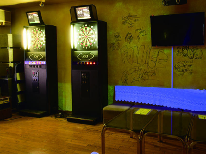 『NOMUROCK CAFE』音楽とダーツが楽しめる遊び場にパワーアップ！