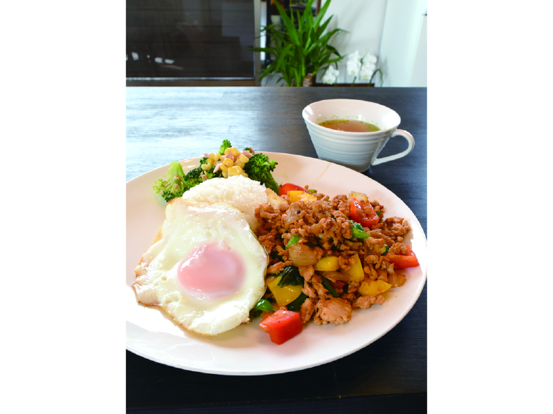 『Groove On』色々な魚が堪能できるダイニングバー