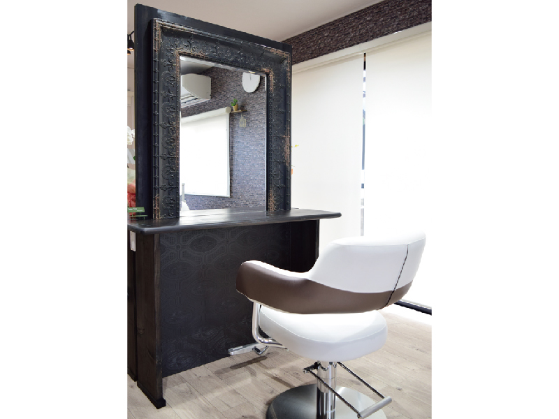 お子様と一緒にリラックスできるヘアサロン『Hair Lab :re』