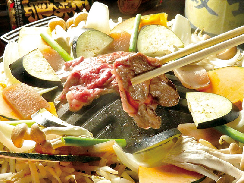 「ラムチョップと生ラムのお店 羊小屋」本格的なジンギスカンを味わえる