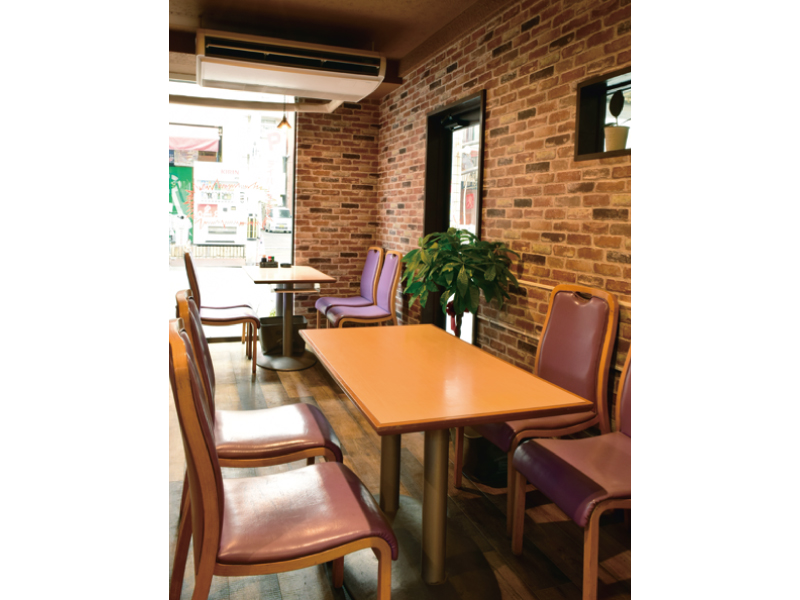 地元食材の炭焼きメニューが自慢！『炭火焼き しん　スミビヤキ シン』