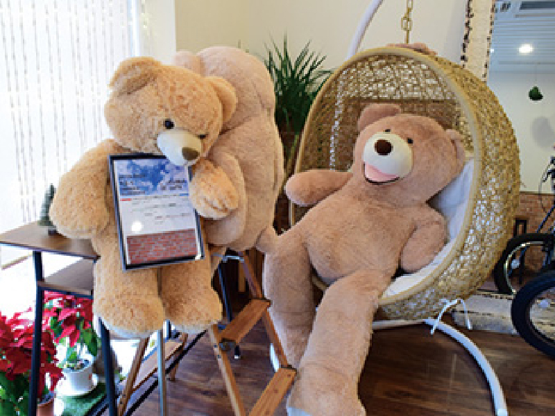 「KUMA cafe」手作りの雑貨を見ながら素敵な時間を。