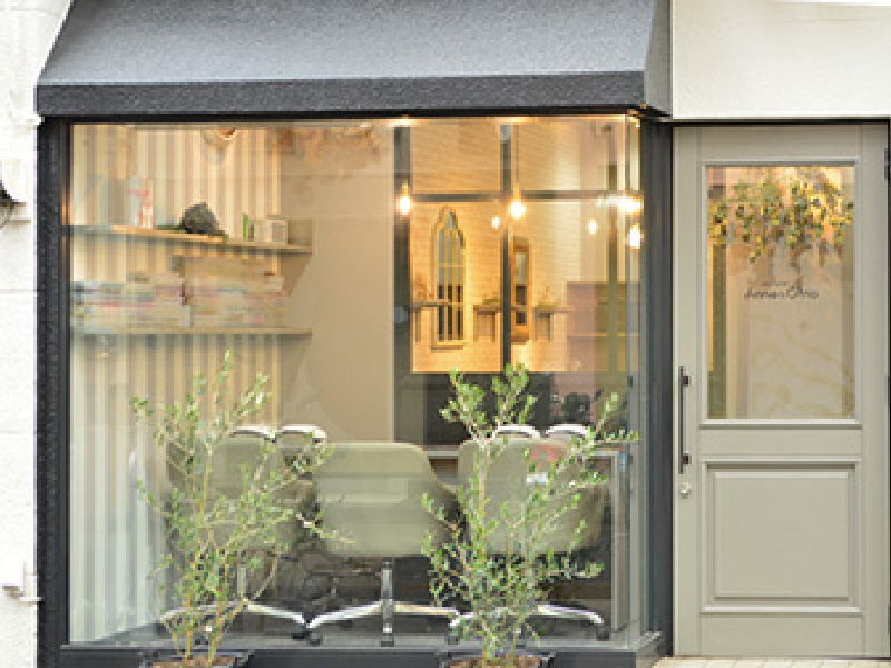 「NAIL SALON Annie&Gino」気軽にマツエクを試してみたい人におすすめ