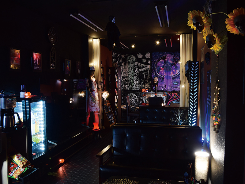 子どもから大人まで愉しめる個性豊かな商品が揃う土産物店がOPEN！