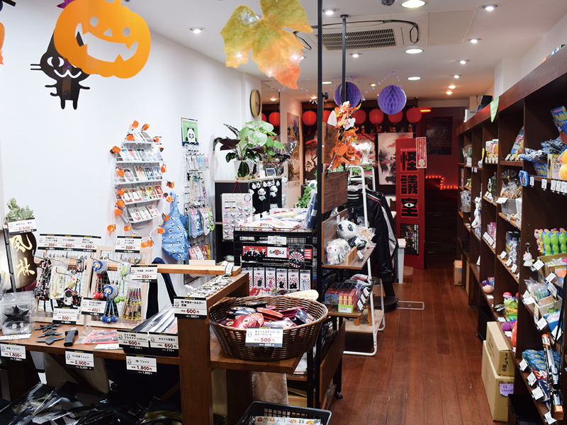 子どもから大人まで愉しめる個性豊かな商品が揃う土産物店がOPEN！