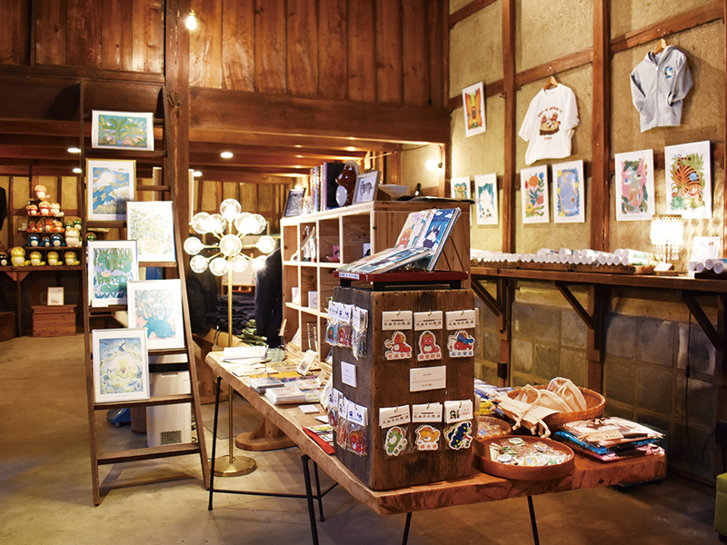 『おのみち屋』藝術・お土産・雑貨・酒場がテーマの複合施設が『藝術喫茶 清水温泉』の向かいにOPEN！【香川県仲多度郡多度津町】