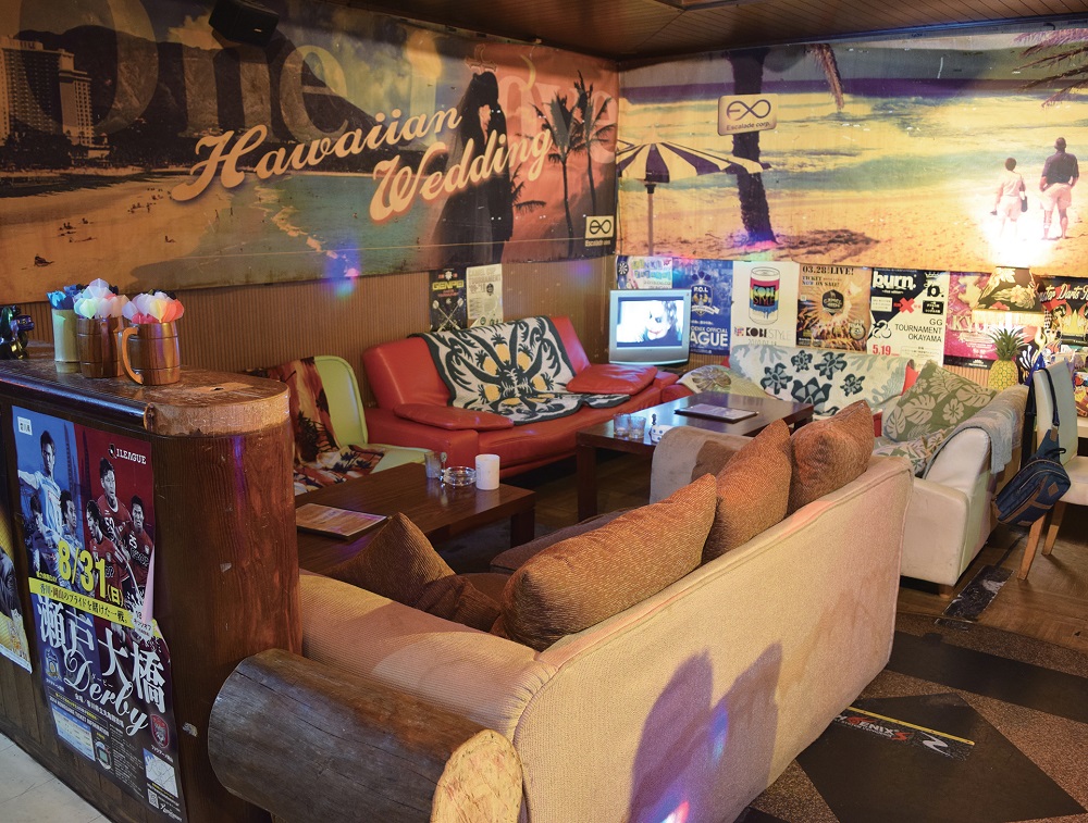 『THE PALMS』ハワイのフード&スイーツが豊富！アットホームなバーで素敵な夜時間を