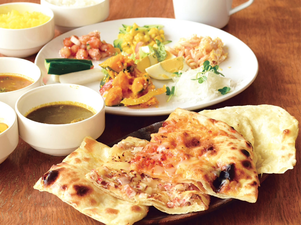 ビュッフェスタイルのインドカレー屋が登場‼︎『PAON』