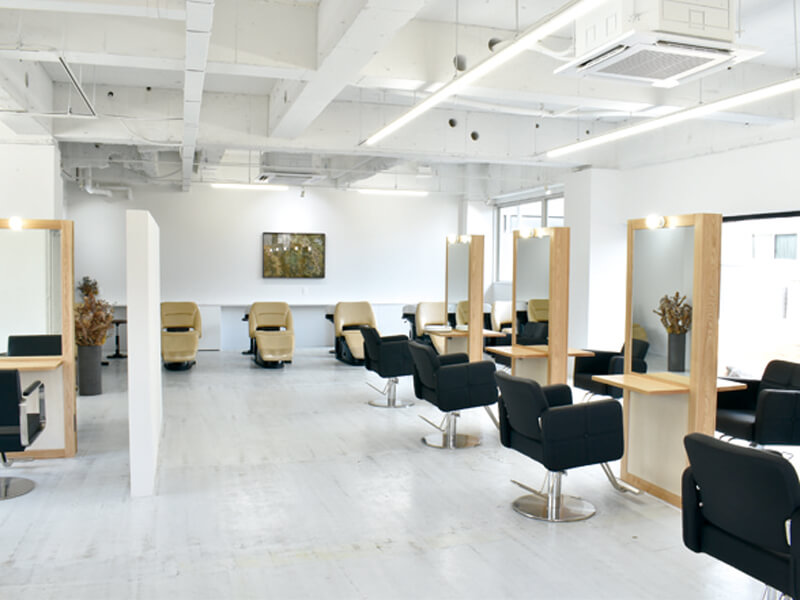 高い技術力に定評がある人気サロンが移転OPEN