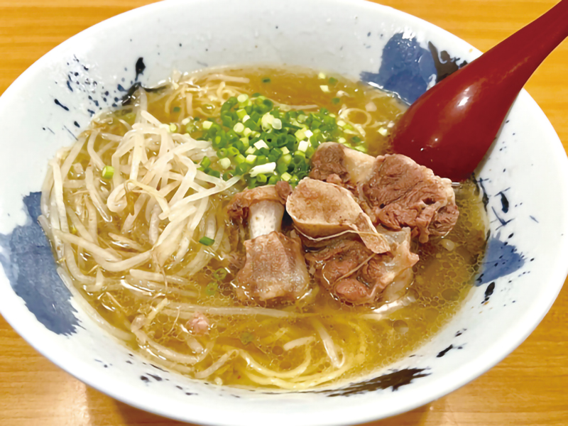 『らぁ麺酒場 りんや』深夜もOK！中華×ラーメン×お酒で満たされる【香川県高松市瓦町】