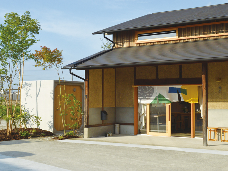 身体に優しく味わい深いカレーが魅力 人気店が善通寺に移転OPEN!