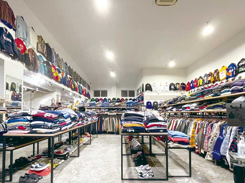 90年代アメリカの古着をラインナップ！