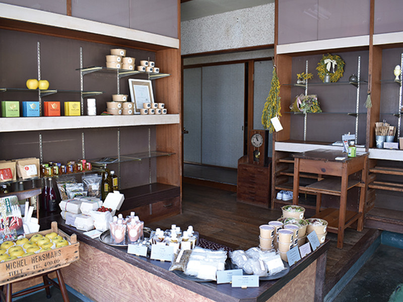 第1・3火曜限定でOPEN 毎日の食卓がちょっと豊かになる商店