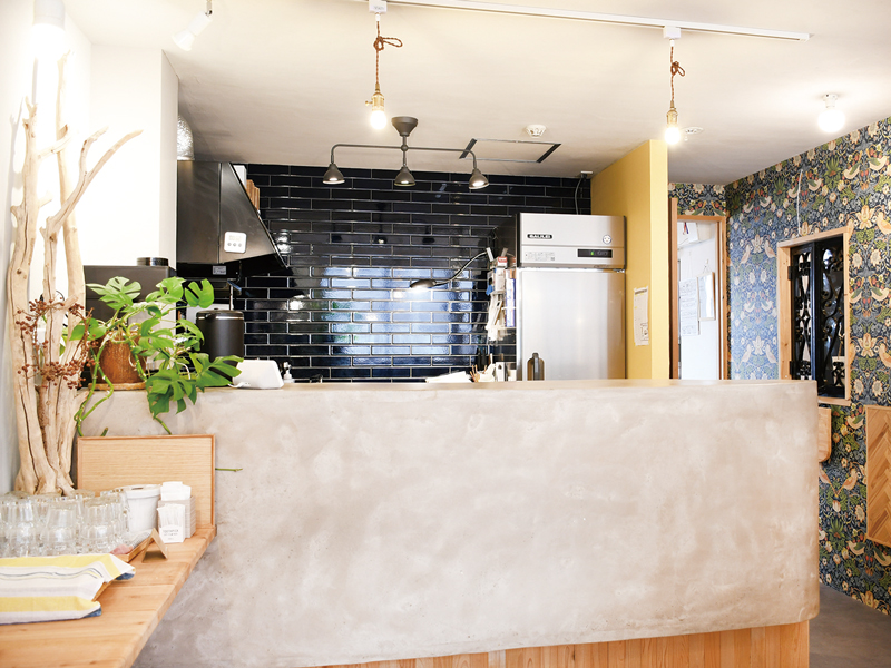 『おやさい食堂 shima オヤサイショクドウ シマ』野菜たっぷりの食事が楽しめる ゲストハウス直営の小さな食堂【香川県高松市田町】