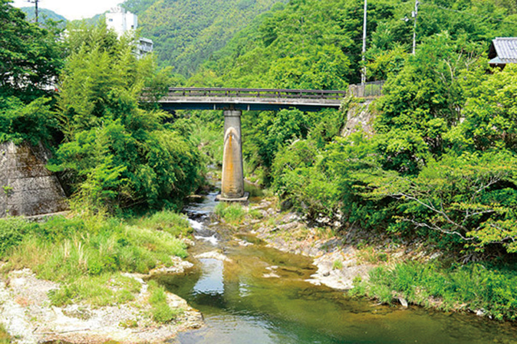 「森林家具」に併設するカフェ